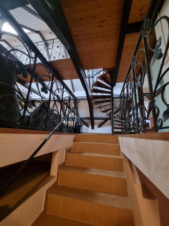 Galerie Vila Lucia 5 -Loft Apartman Пльзень Экстерьер фото